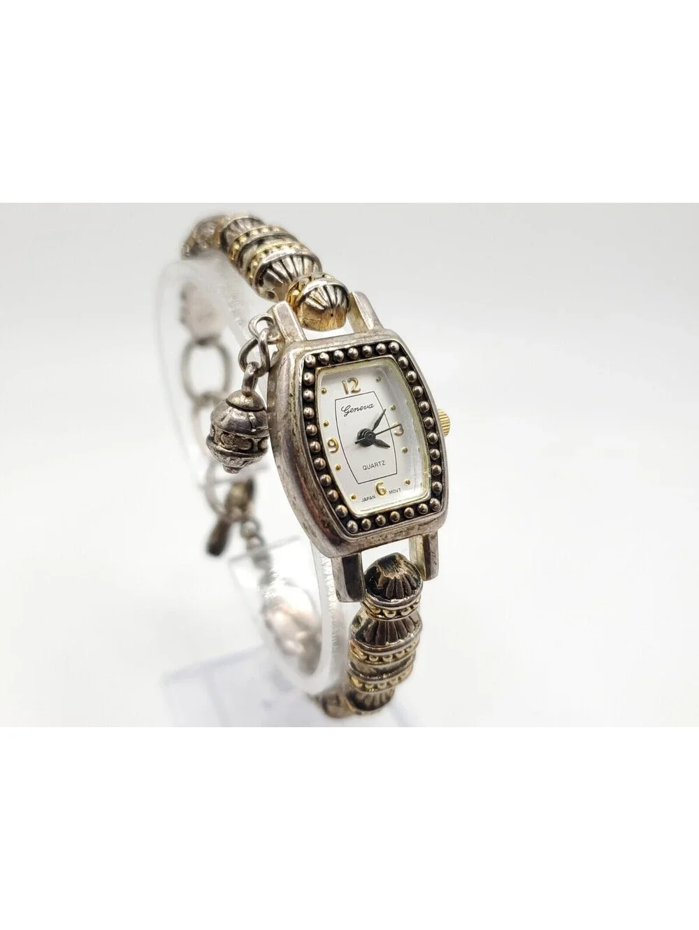 Geneva Quartz Watch Womens New Battery Silver Tone 19mm